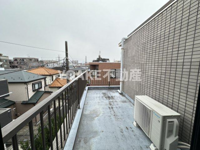 【バルコニー】 | メゾンドK中央林間 | 画像は別部屋でリフォーム・クリーニング中のものです。現況優先。