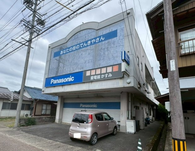 岐阜県可児市　店舗兼住宅の外観