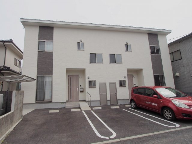 広島市安佐南区川内５丁目のタウンの外観