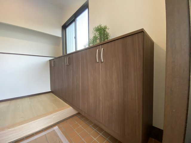川越市豊田本4丁目中古戸建【フルリノベ済】の玄関