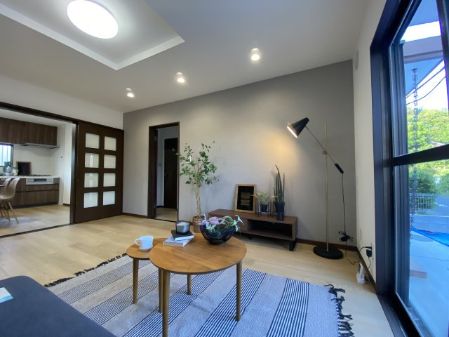 川越市豊田本4丁目中古戸建【フルリノベ済】の居間・リビング
