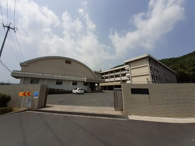 【周辺】 | ＬＡＶＥＲＴ | 玉野市立荘内中学校まで1700m