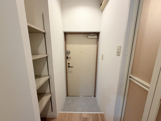 アルファコートの玄関