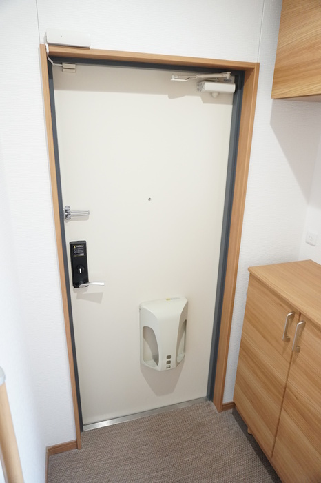 マイローズ松浜の玄関
