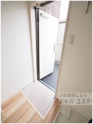【玄関】 | クレセントムーン 曳舟(クレセントムーン ヒキフネ) | 同一仕様写真