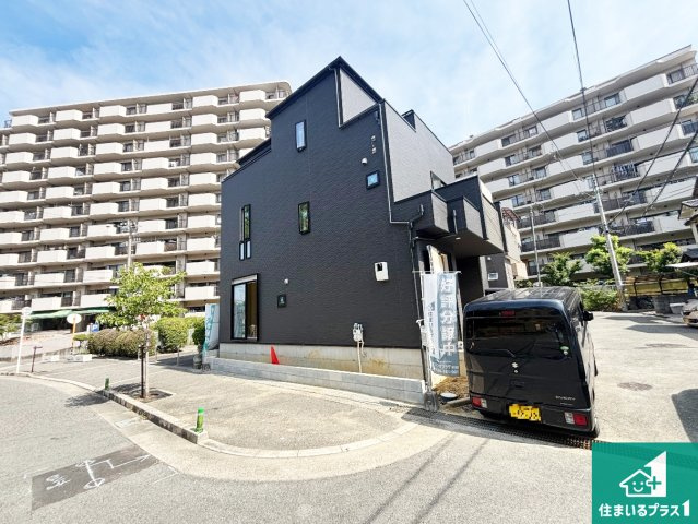 羽曳野市西浦　第1期　新築一戸建ての前面道路含む現地写真|周辺は落ち着いた街並みの住宅地！子育てがしやすい住環境です！まだ未完成ですが、現地でしかわからない事もございます。是非一度ご覧ください。