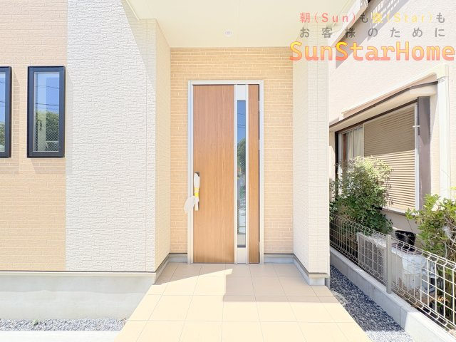 【サンスターホーム】羽村市川崎2丁目　新築省エネ住宅の玄関
