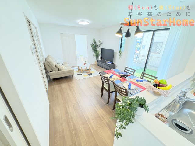 【サンスターホーム】羽村市川崎2丁目　新築省エネ住宅の居間・リビング