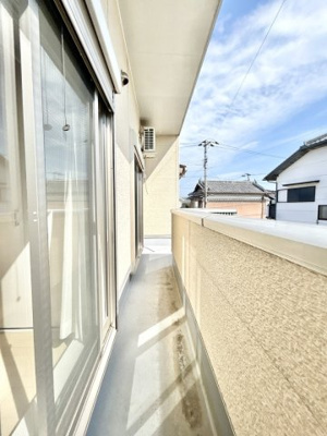 【バルコニー】 | 中古一戸建　高知市鴨部２丁目