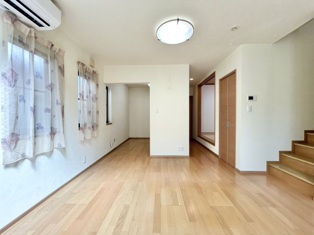 【居間・リビング】 | 中古一戸建　香美市土佐山田町東本町１丁目