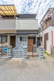 枚方市出口貸家の外観
