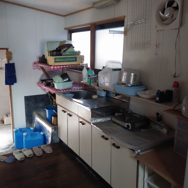 有田町岩谷川内借地店舗のキッチン