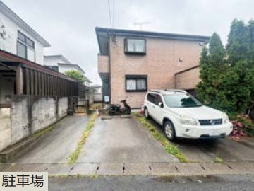 ベラカーサMアンドNの駐車場