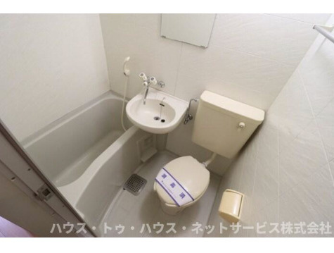 コンフォール小泉の洗面所