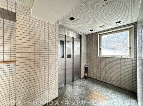 コンフォール小泉のロビー