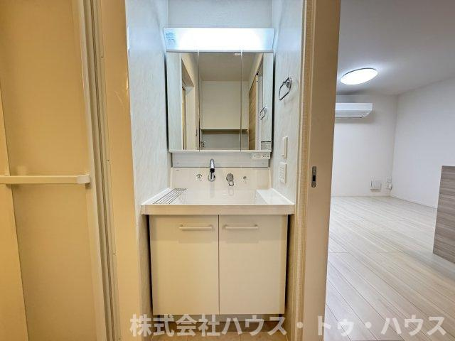 ソレイルKZの洗面所