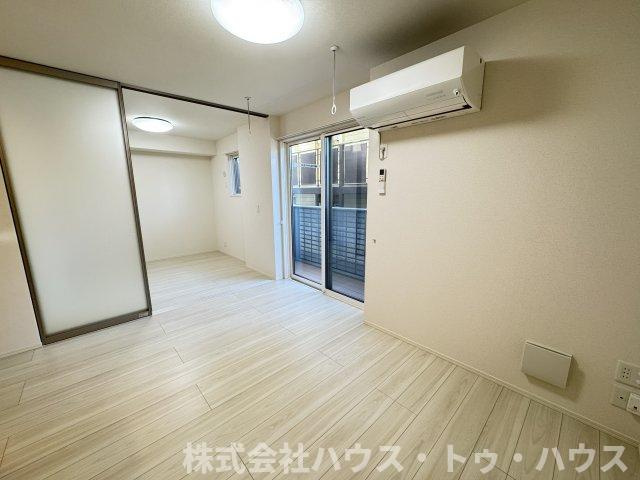 ソレイルKZの居間・リビング
