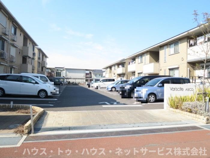 バリスサイト　Bの駐車場