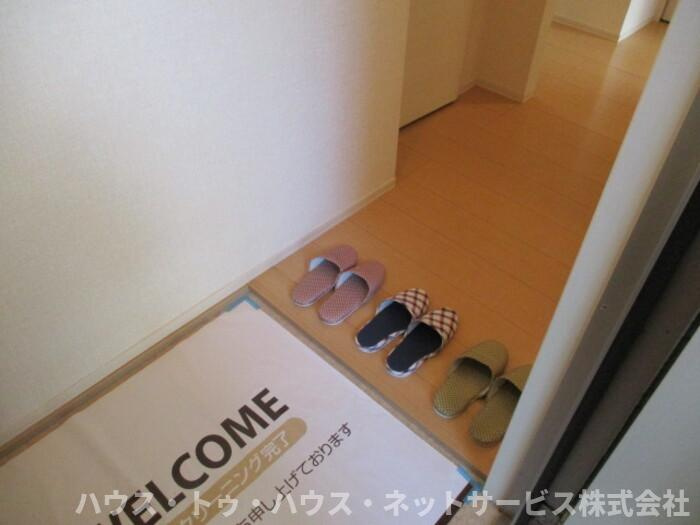 リビングタウン南花島　Ｃの玄関