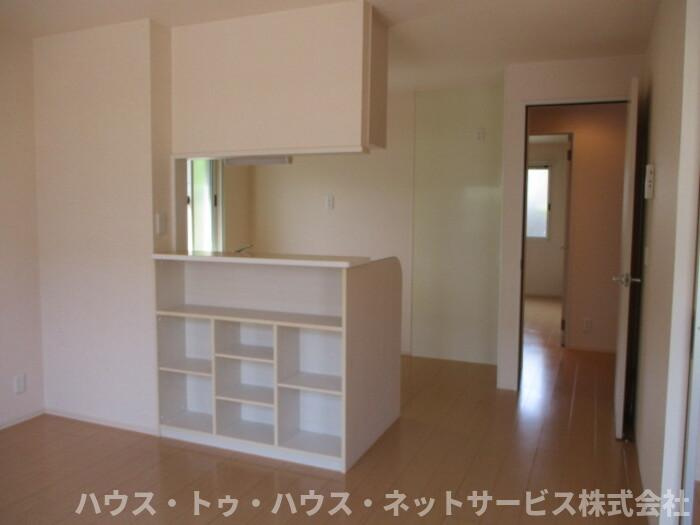 リビングタウン南花島　Ｃの居間・リビング
