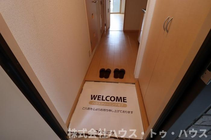 ロイヤルコートの玄関
