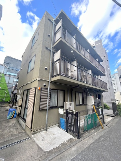 パイン南青山の外観|★表参道駅徒歩圏内★綺麗な外観です★