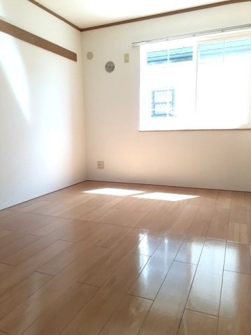 【内装】 | クレストヒルズＤ | 過ごしやすい室内です