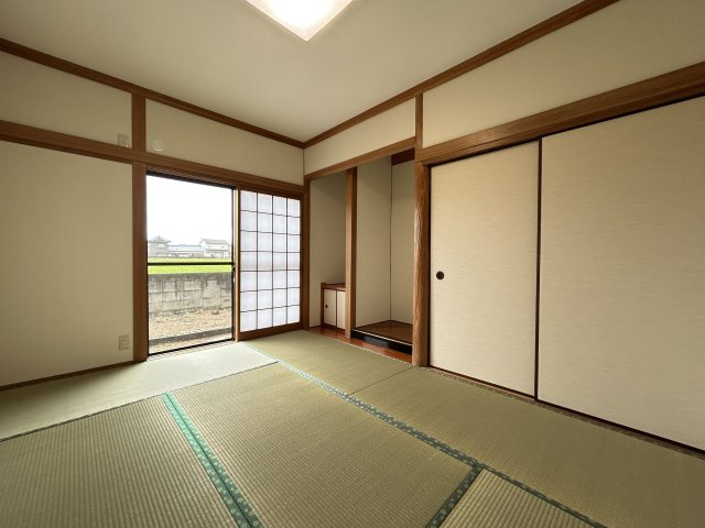 三条町中古リフォーム戸建の和室