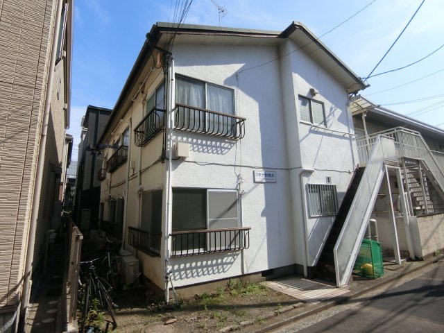 リオナ新横浜の外観|シャワールームあります♪