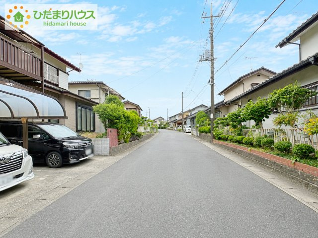 北茨城市汐見ヶ丘3期　新築戸建の前面道路含む現地写真|南側道路につき日当り良好！