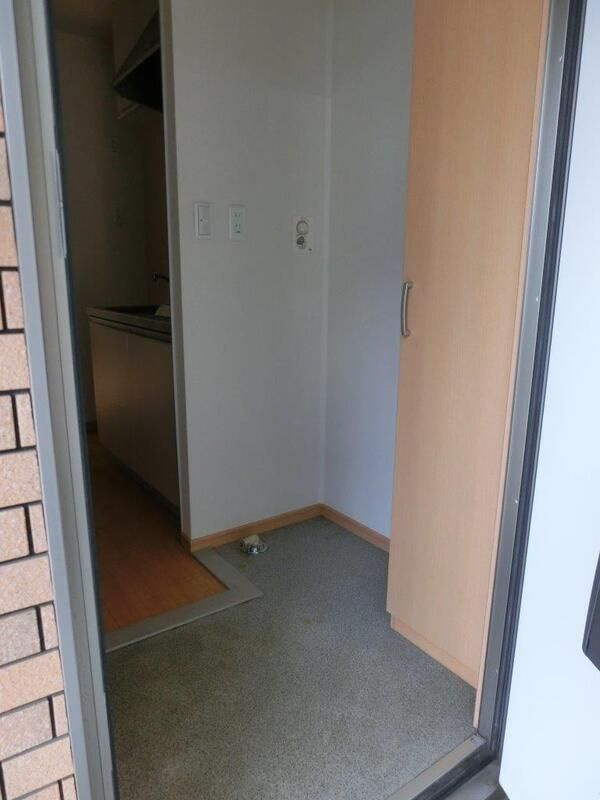 フラッツァ関の玄関