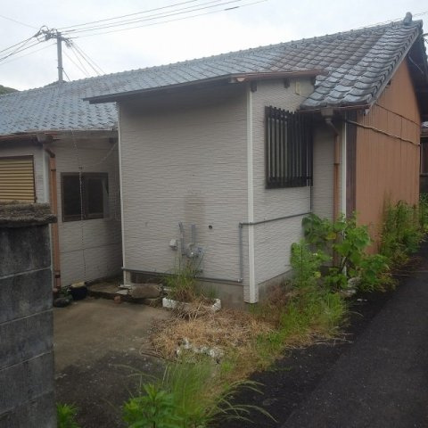 世知原町岩谷口