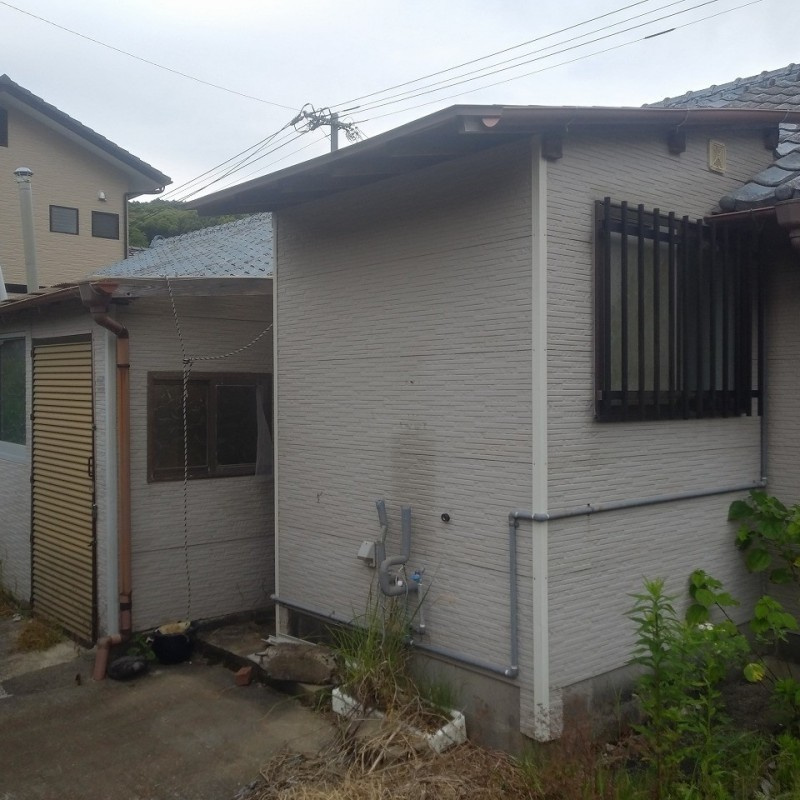 世知原町岩谷口の外観