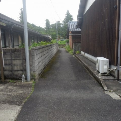 世知原町岩谷口の前面道路含む現地写真