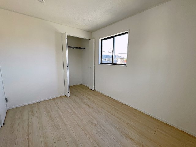 新築戸建・新築建売　須賀川市影沼町第4　第一小・第一中のバルコニー|天候の急な変化にも柔軟に対応できる快適なインナーバルコニー！