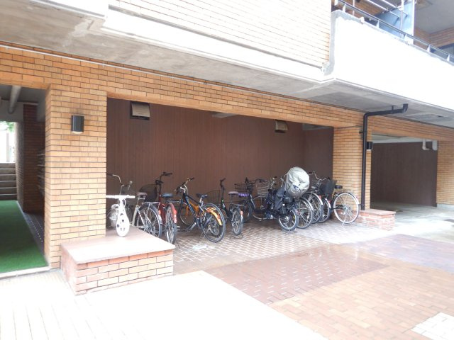 インペリアル砂山のその他共用部分|自転車置場