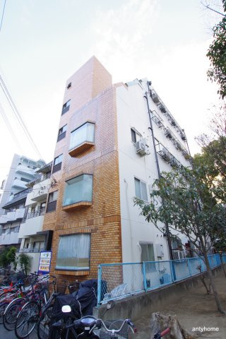 ストロング第3新大阪　仲介手数料無料の外観