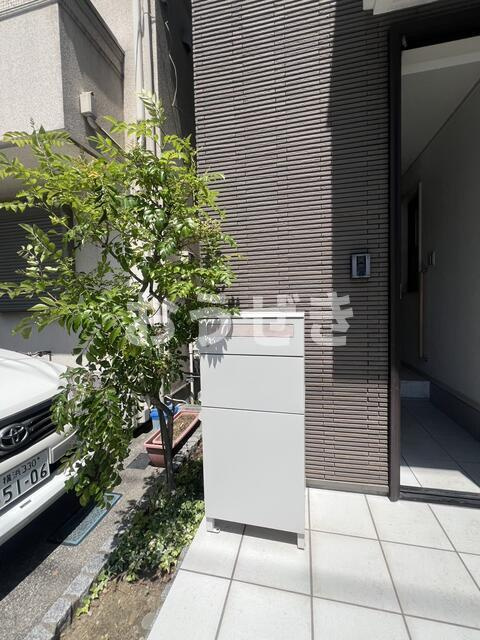 港南台１丁目戸建てのエントランス