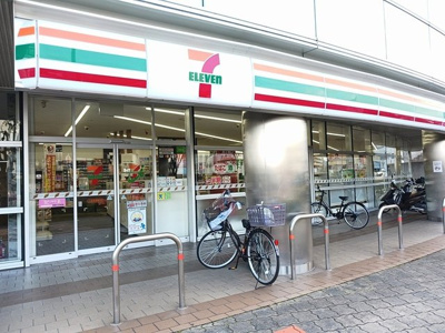 【周辺】 | グランラトゥール | セブンイレブン八尾南駅前店様まで569m