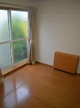 フォルティーナ戸田の居間・リビング|別部屋参照