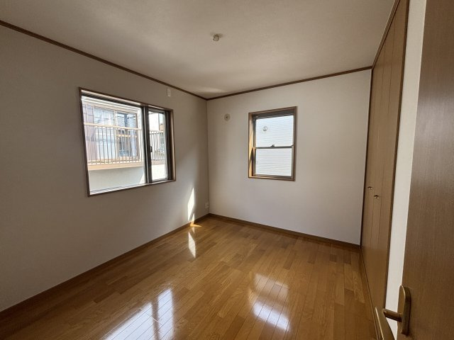 貝塚市畠中2丁目　中古戸建の洋室|洋室5.2帖