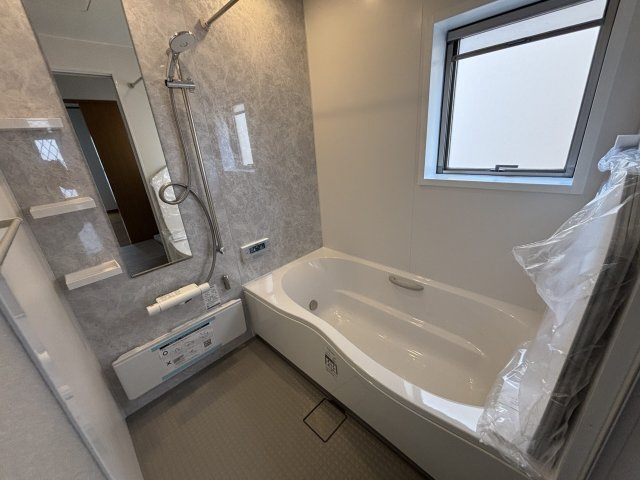 貝塚市畠中2丁目　中古戸建の浴室