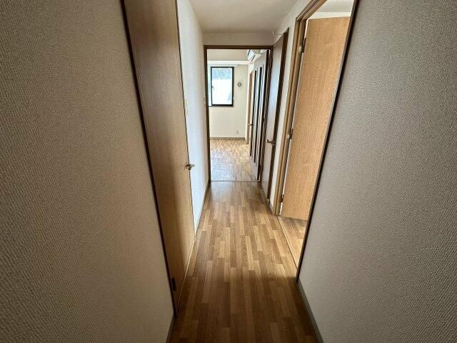 コンフォール川和の玄関