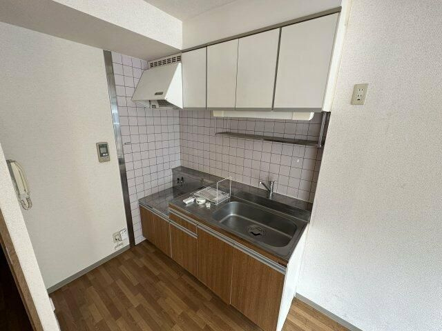 コンフォール川和のキッチン