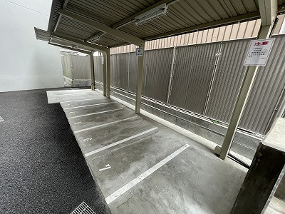 エスリードTENROKUの駐車場