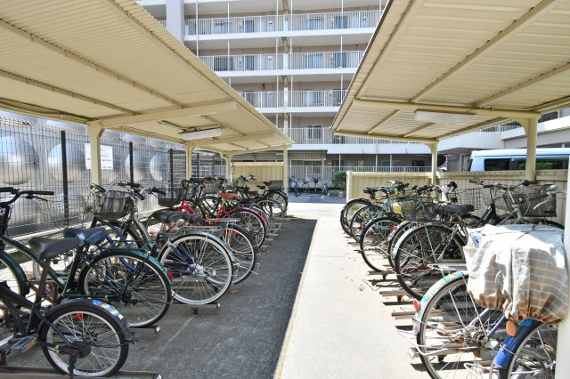 日商岩井北浦和マンションＢ棟の駐輪場| ■NEXTplusは購入時はもちろん、購入後も無理のないご計画で検討いただけますようサポート致します。
気になる事、不安な事などございましたら、是非お気軽にご相談下さいませ。
