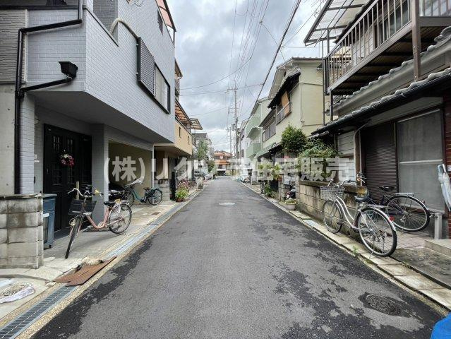 緑町　中古一戸建ての前面道路含む現地写真|■物件内覧・資金計画相談・住宅ローン相談、リフォーム相談、お問合せ受付中■
※当日・翌日のご内覧、ご相談はお電話でのお問合せがスムーズです！