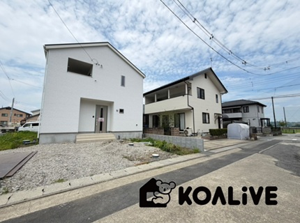 【前面道路含む現地写真】 | 高崎市吉井町下長根　新築住宅