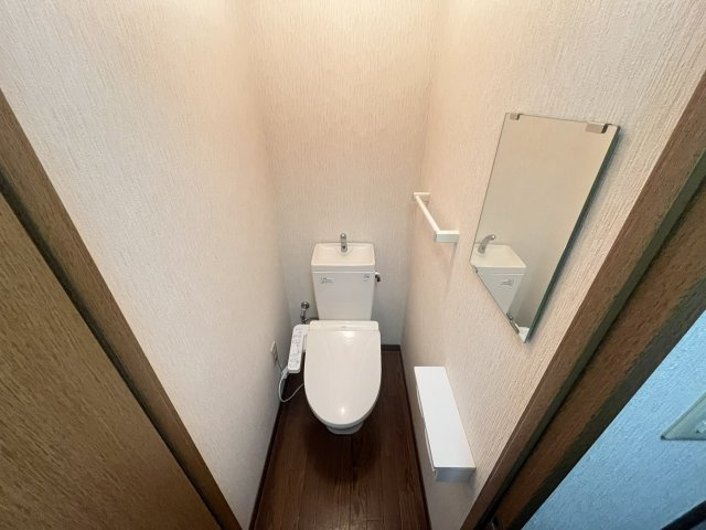 【トイレ】 | アーバンジャングルプレース１７４南棟 | 落ち着いたトイレです