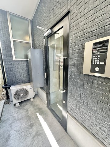Casa ciruelaのエントランス
